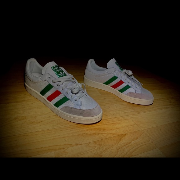 *NEW*Adidas Americana Low Size 9.6 - Picture 6 of 7